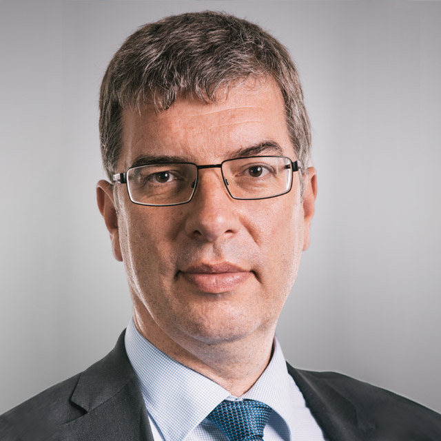 Falk Vespermann​ - Industry Manager ​bei Lenze und Ihr Experte zur Asset Administration Shell (ASS)